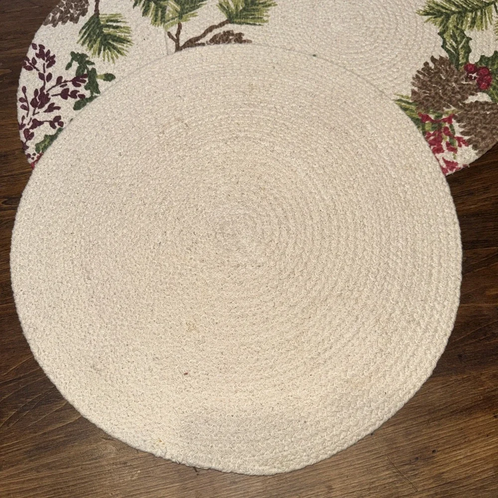 4 Berry & Glitter Pinecone Christmas Placemats 15